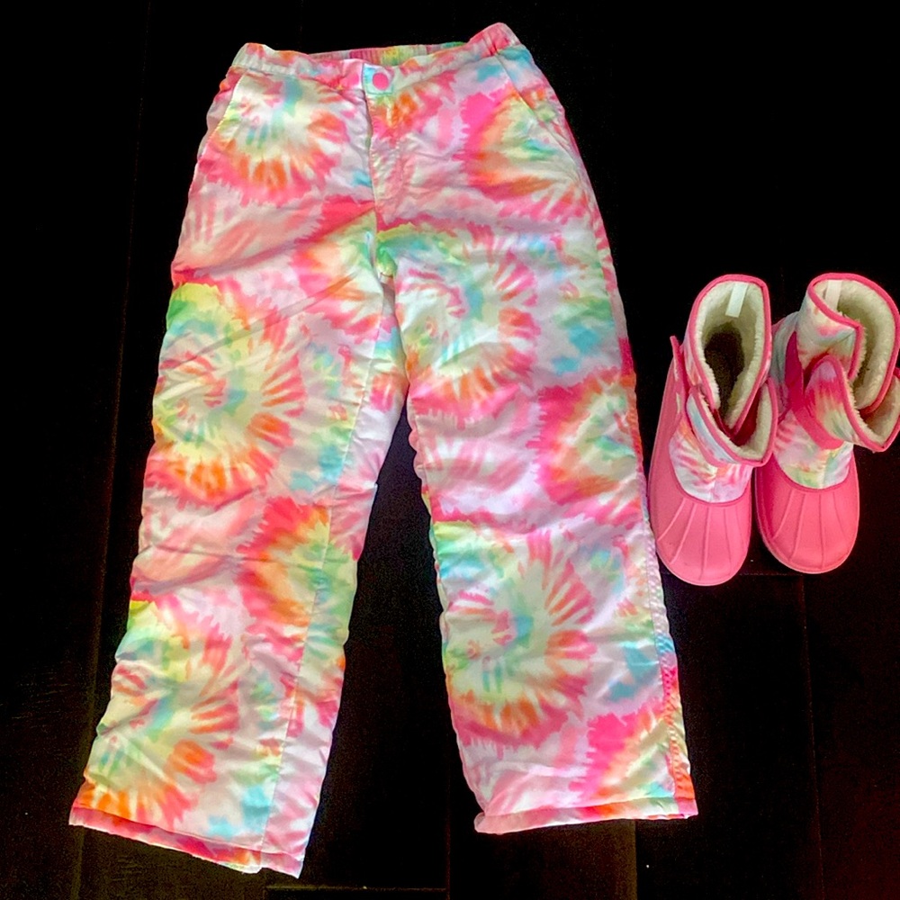 Girls snow pants and boots!